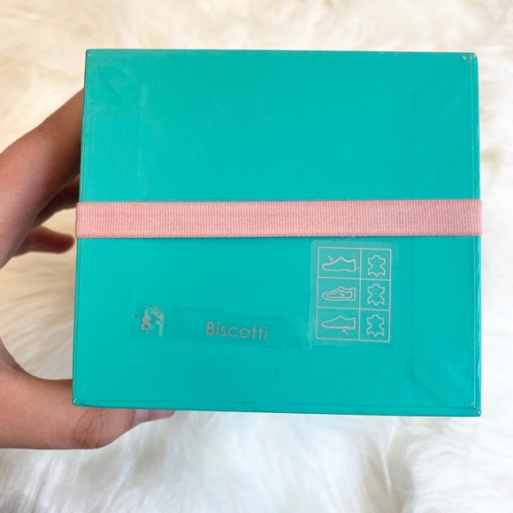 SOLD NIB Biscotti Patent Tieks - Picture 12 of 14